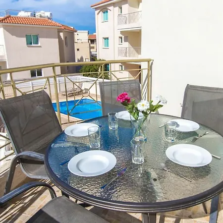 Oceanview Luxury 175 *